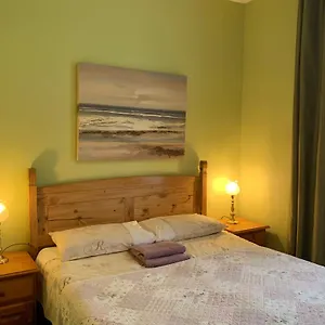  Apartment Near The Sea With Free Parking United Kingdom